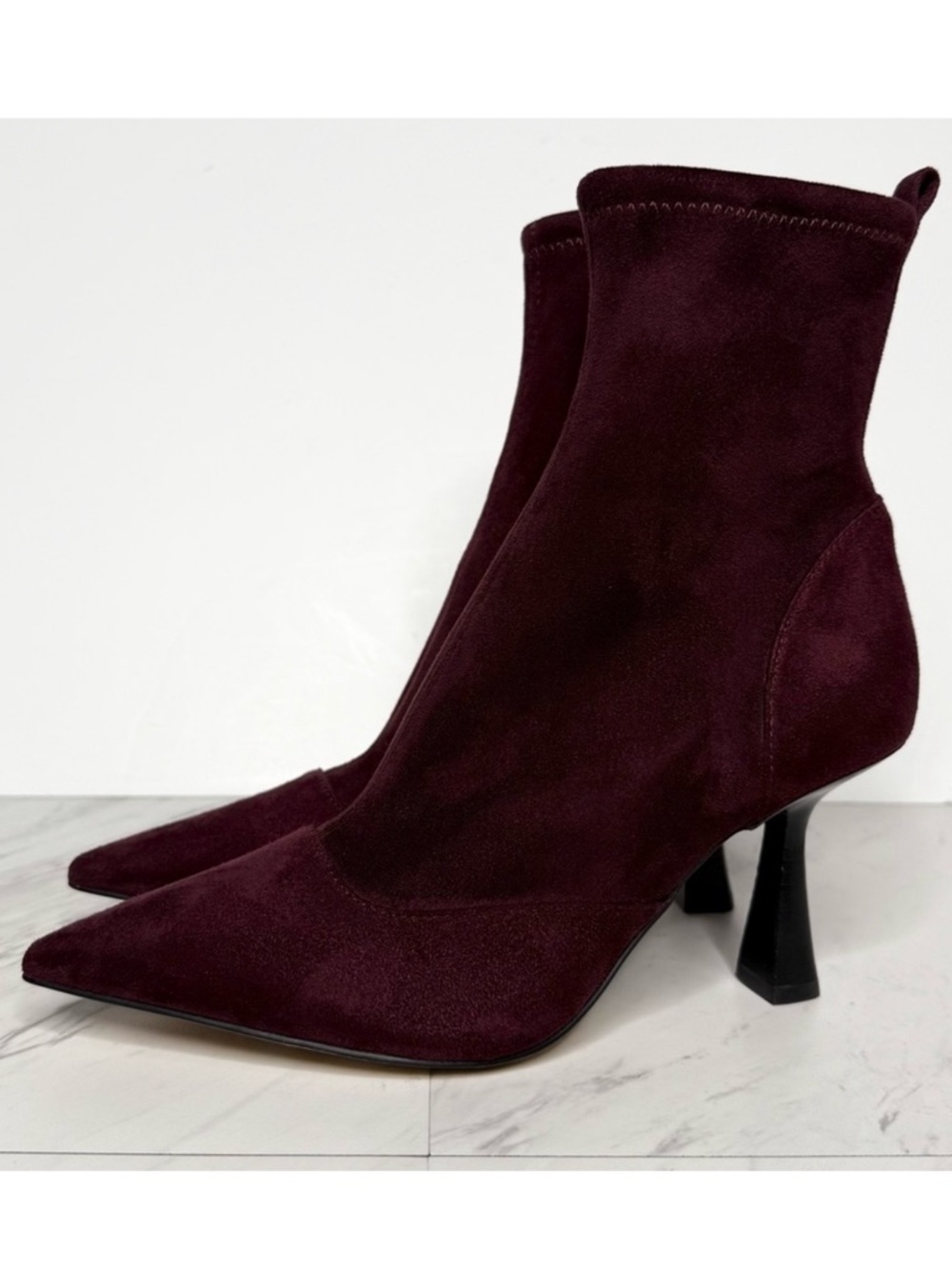 Michael Kors Clara Pointed Toe Heeled Bootie 6M